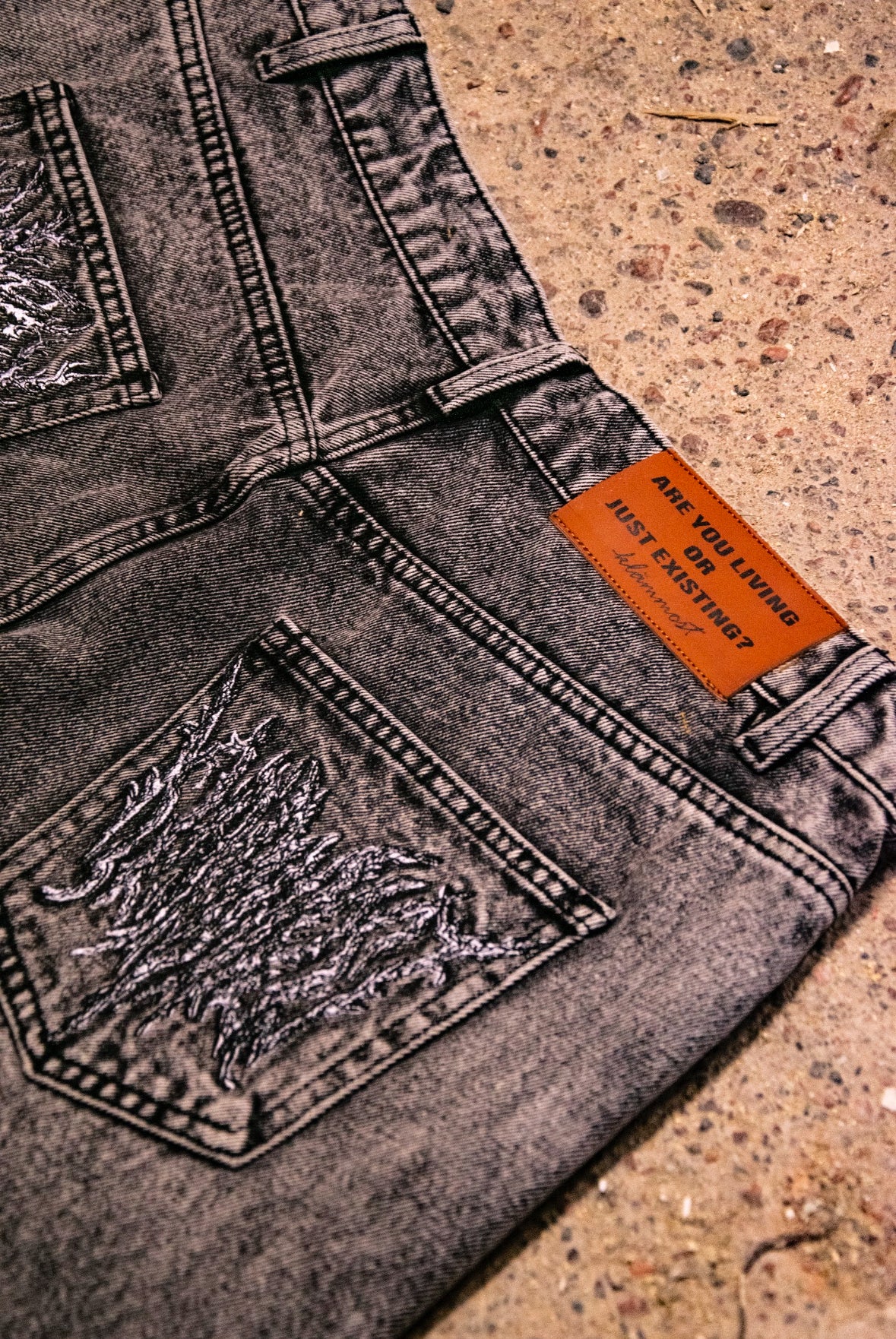 Klämmost - Tree of life Jeans