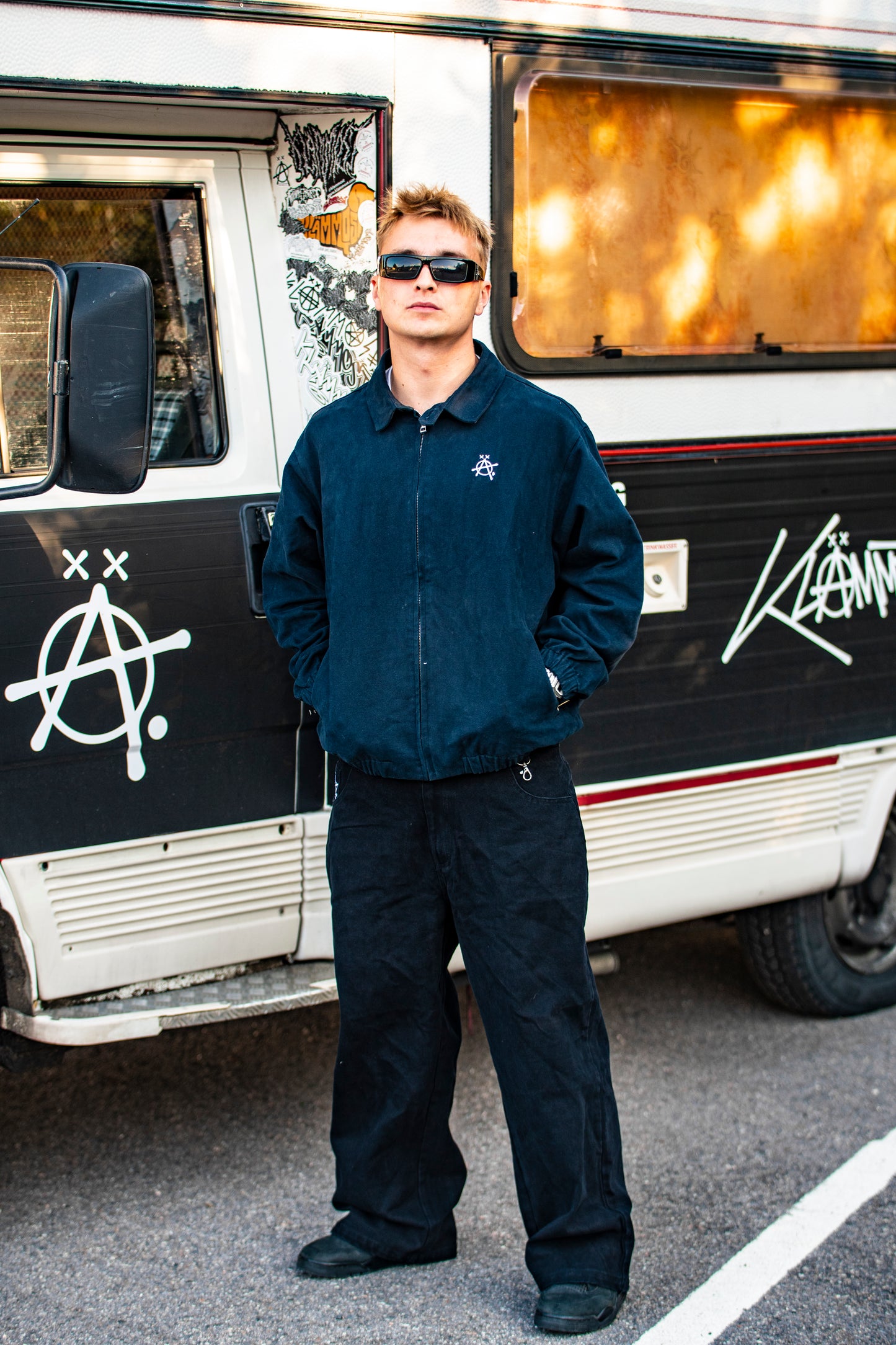 Klämmost - Navy änärchy jacket