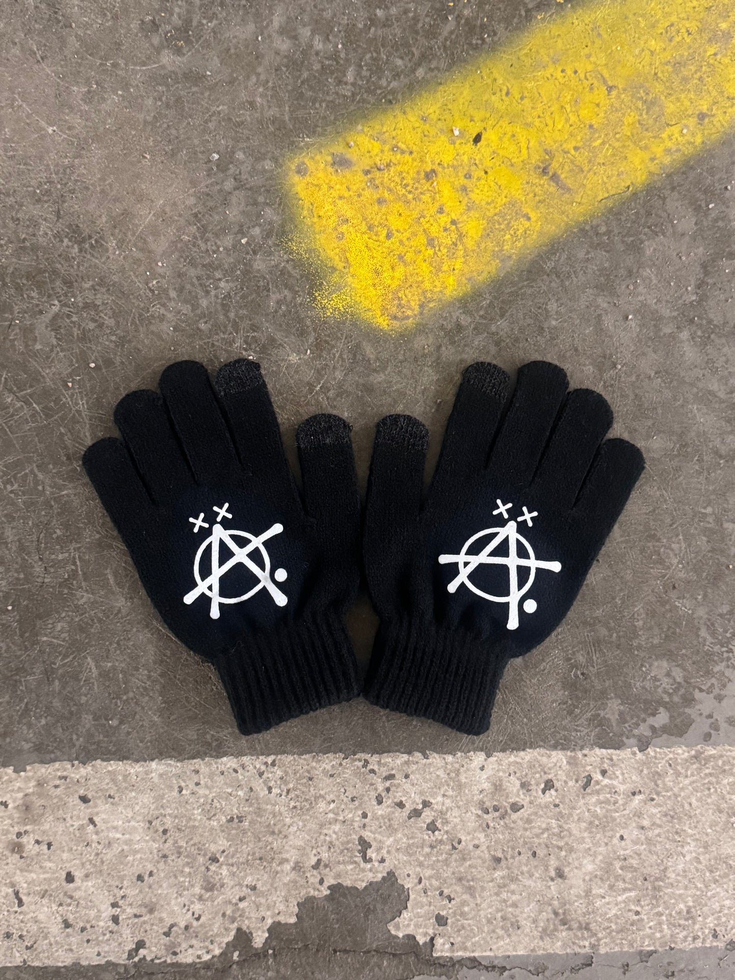 Klämmost - Änarchy gloves