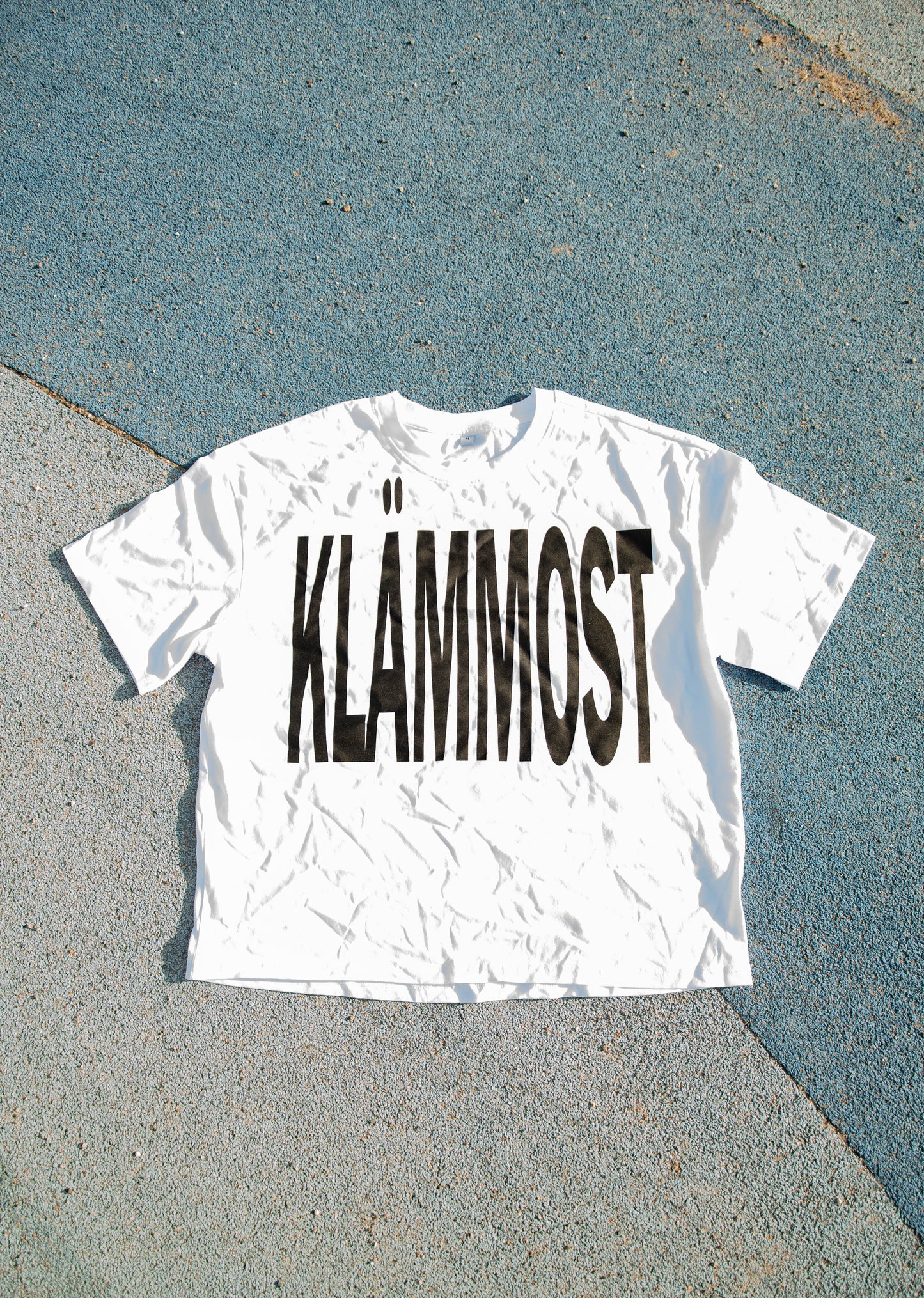 Klämmost - White stretch t-shirt