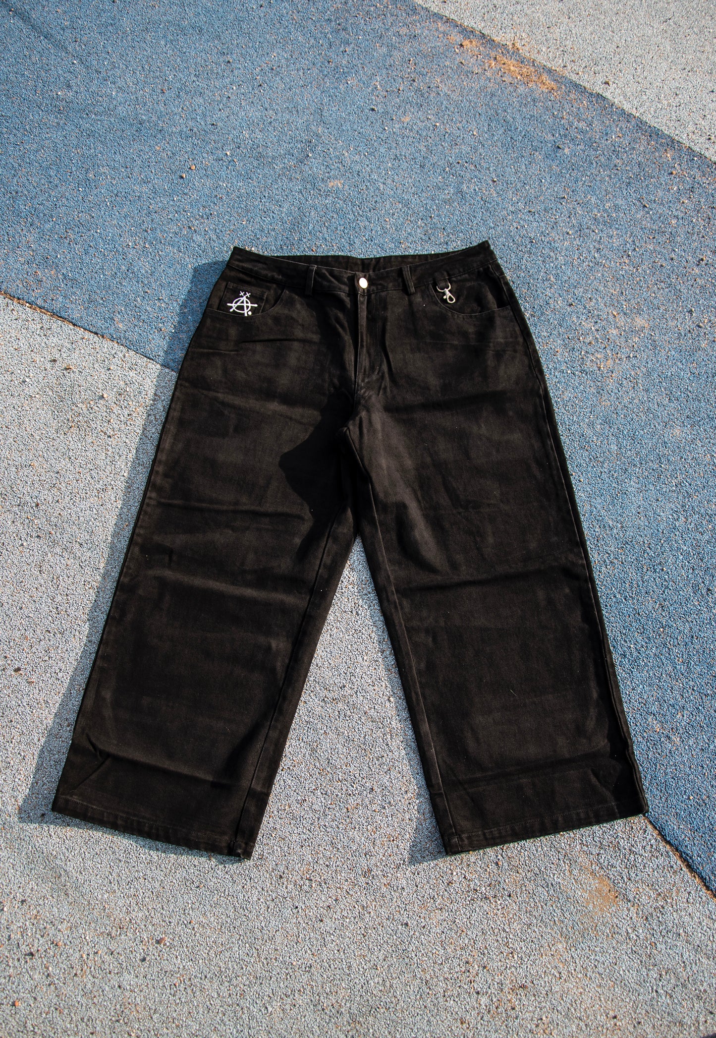 Klämmost - Black track jeans