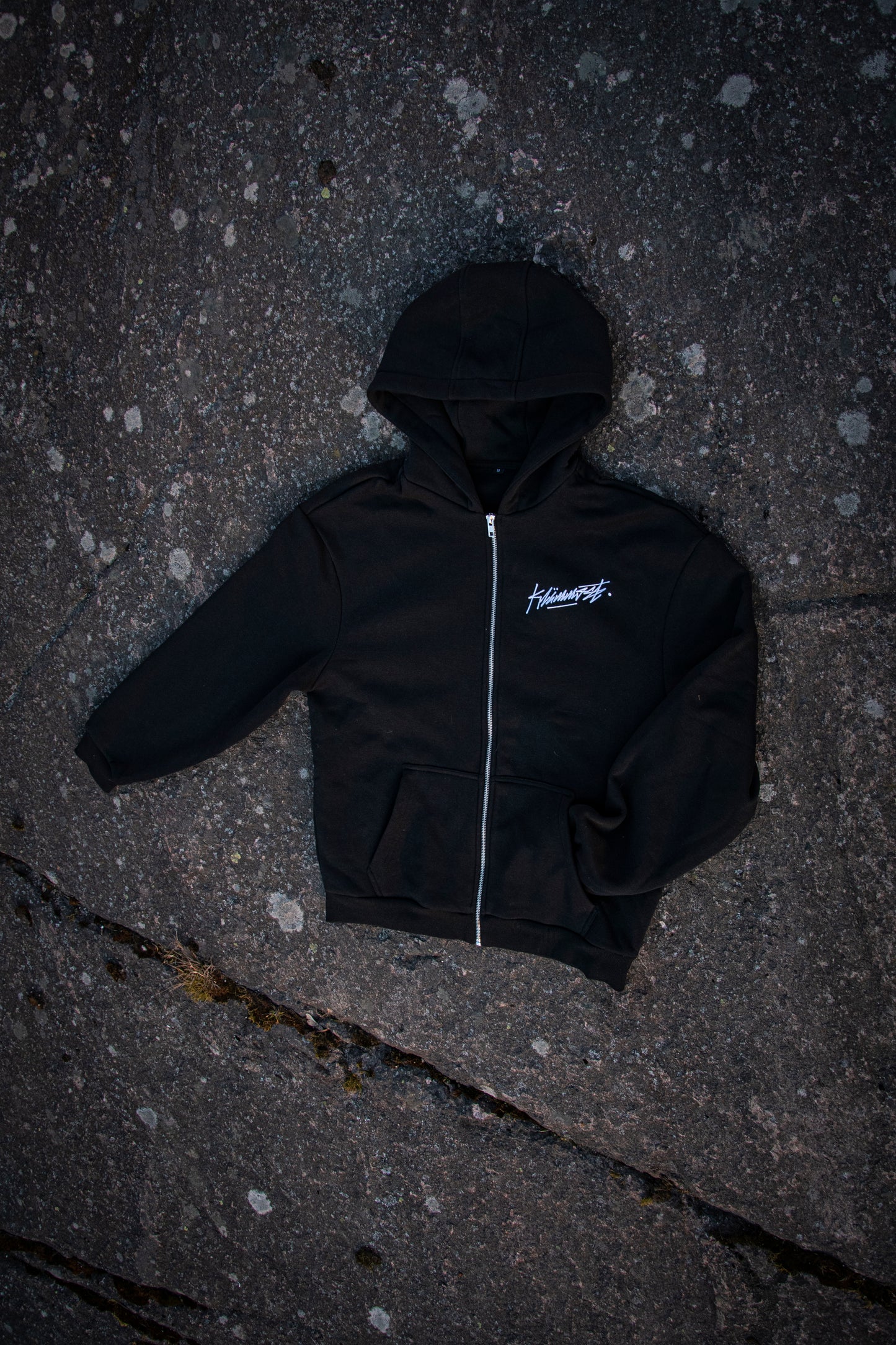 Klämmost - Black track zip hoodie