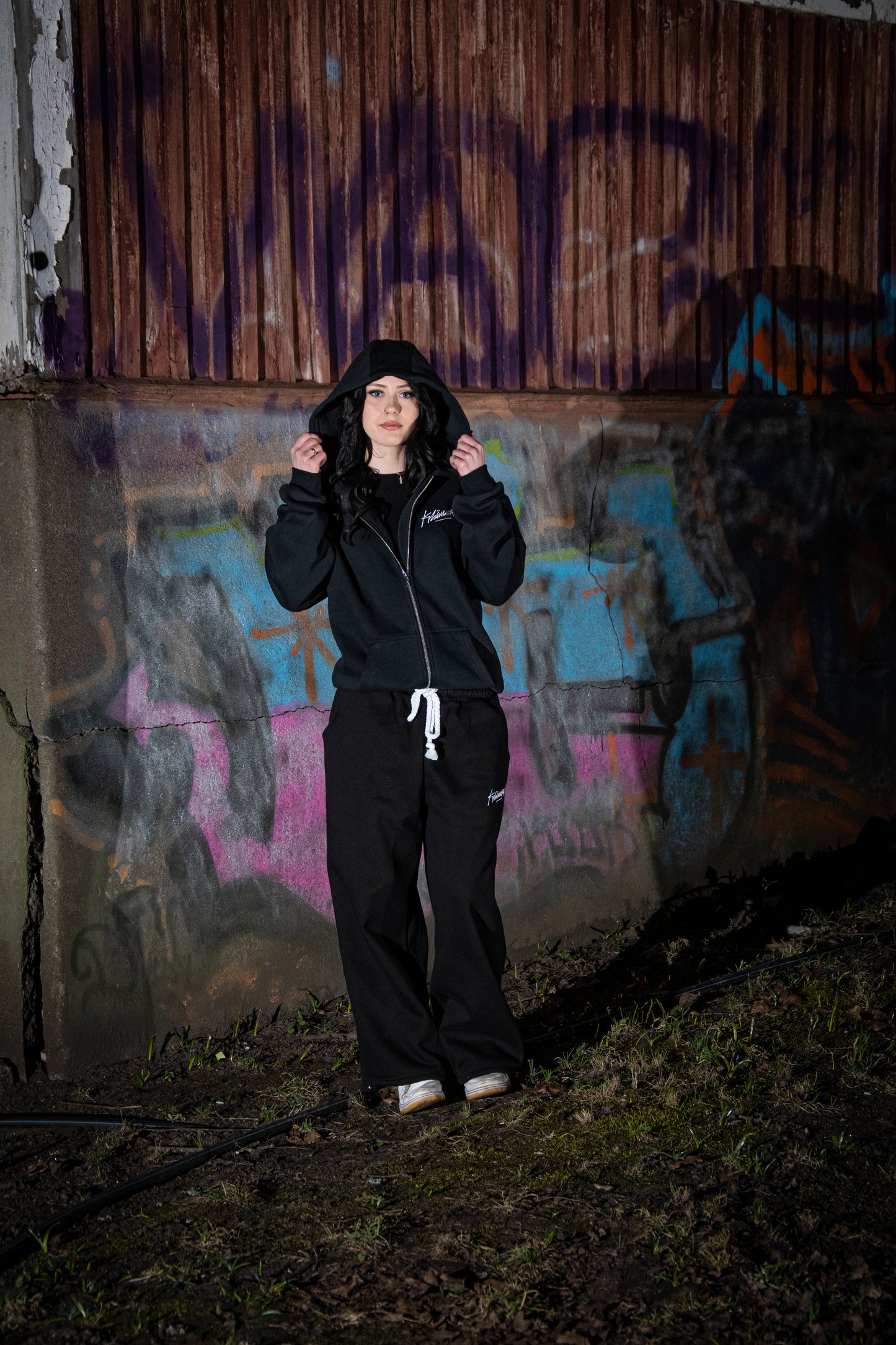 Klämmost - Black track zip hoodie